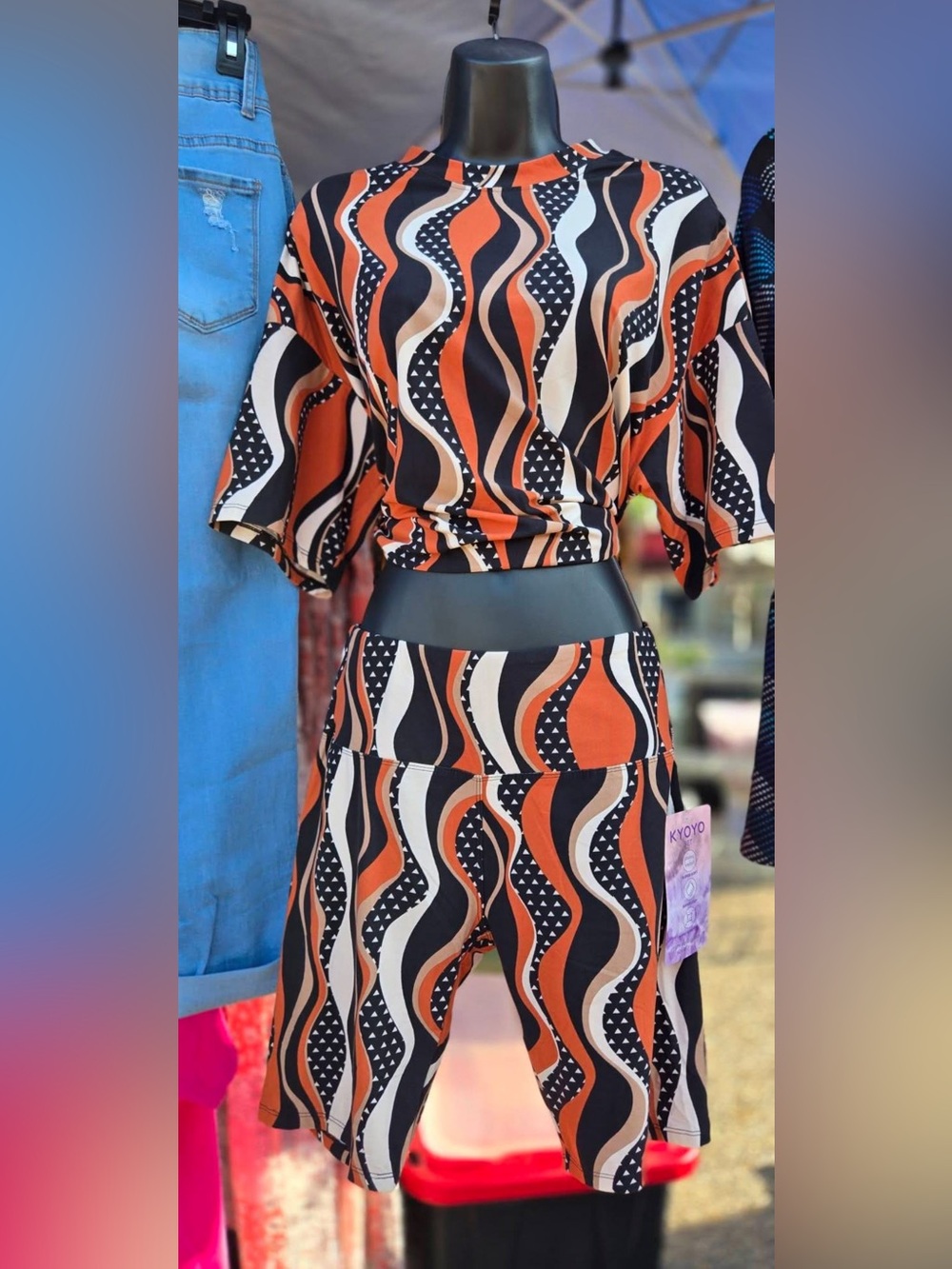 Kyoyo Wavy Pattern Shirt And Shorts Set